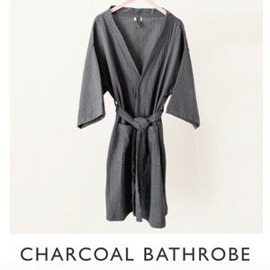 Bathed charcoal robe